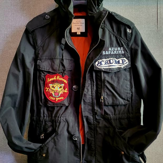 [미사용 새상품] Thursday Island 내피 탈부착빈티지 야상자켓