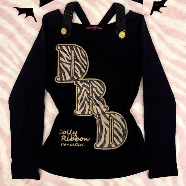 돌리리본 블랙 지브라 글리터 레터링 오네갸루 금장 탑