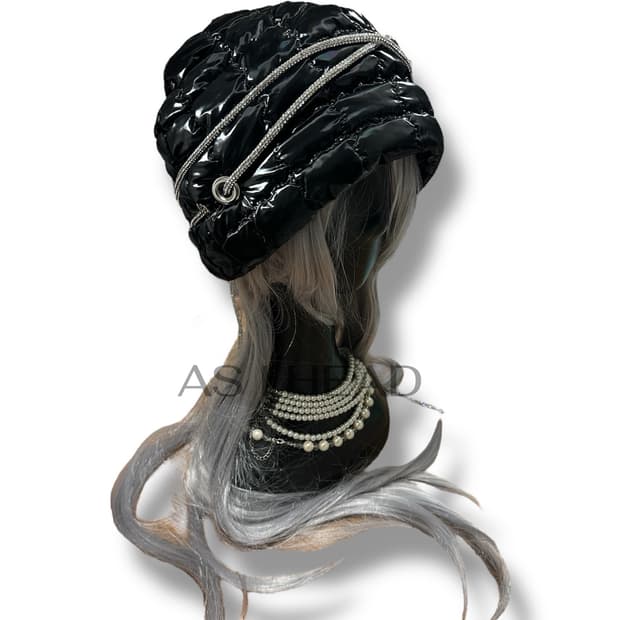 유광 퀄팅 패딩 아일렛 핸드메이드 비니