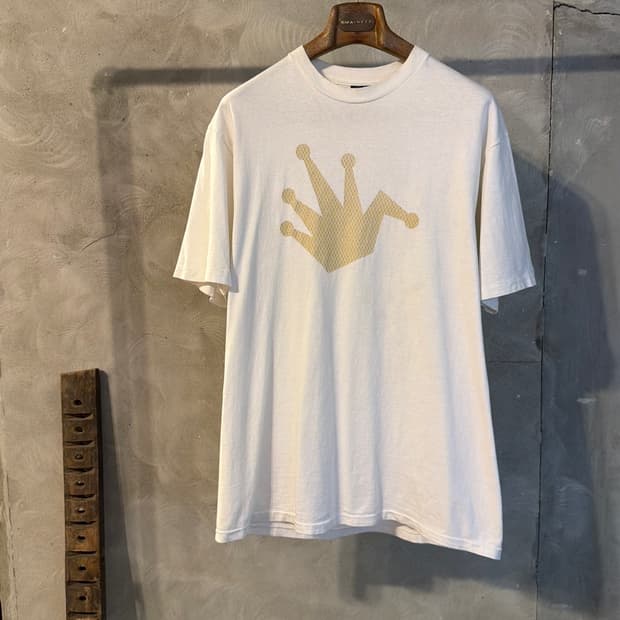 스투시 티셔츠 100