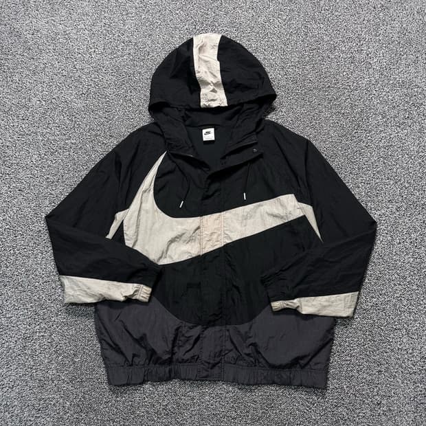 Name : 나이키 빅로고 블랙컬러 오버핏 바람막이 :) 