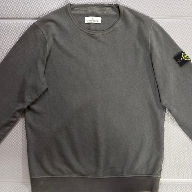 스톤아일랜드 맨투맨 차콜 M