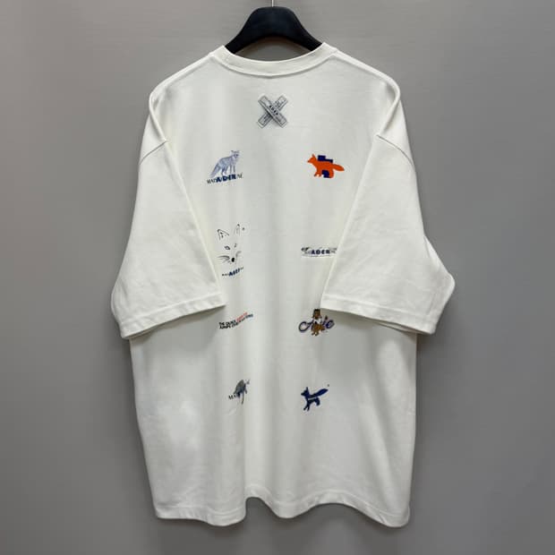 아더에러 x 메종키츠네 반팔티 (110) 