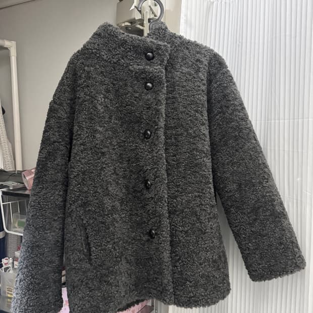 뽀글이 부클 하프 코트 (지그재그 인기템)