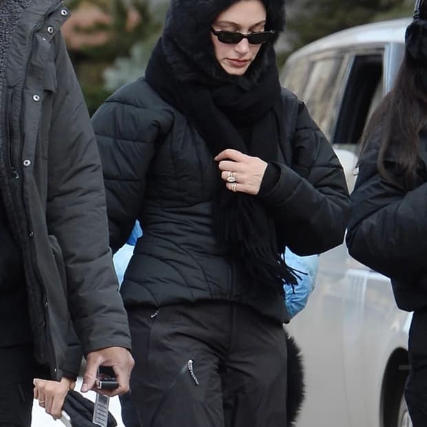 카일리제너 khy 스컬프트 푸퍼 자켓 xs