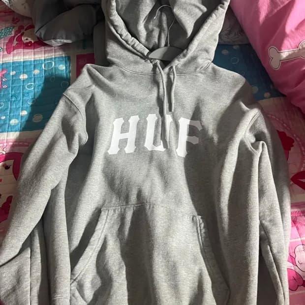 허프 ARCH LOGO HOODIE [GREY]