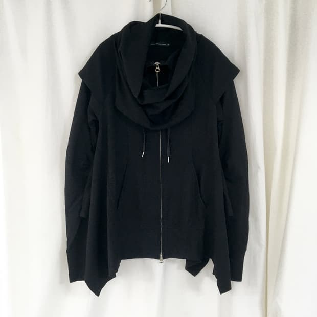 마리떼 프랑소와 저버 드레이프 집업