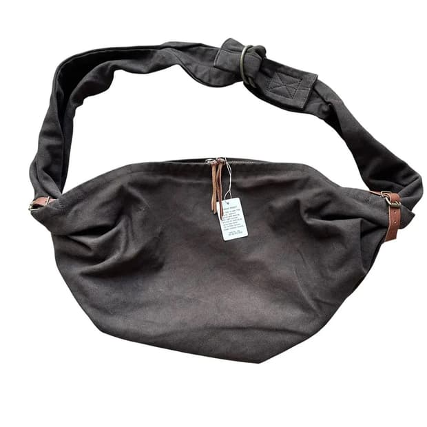 캐피탈 No.6 캔버스 스너프킨 스몰백 블랙