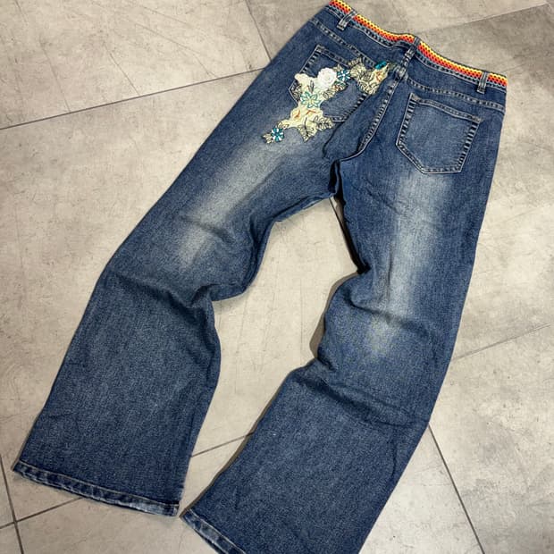 Jie bird 레이스 자수 디테일 데님 팬츠 바지