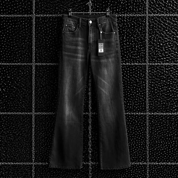 Mother 플레어 부츠컷 데님팬츠