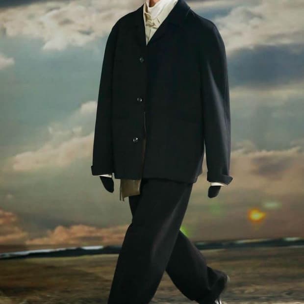 르메르 22FW 숏 크롬비 자켓 
