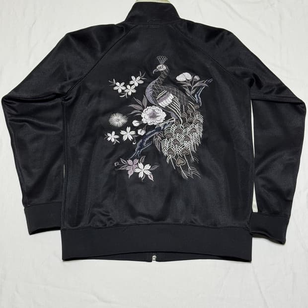 타케오 키쿠치(Takeo Kikuchi) 모던 미니멀 스카잔