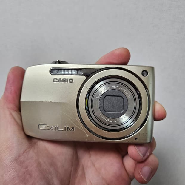 (로제 모카 디카) 카시오 엑슬림 EX-Z2300 골드