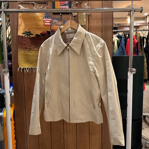 로프티오퍼스 플리츠 백 자켓 40