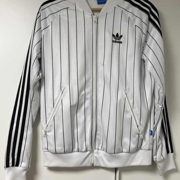 아디다스 3선 트랙탑 저지