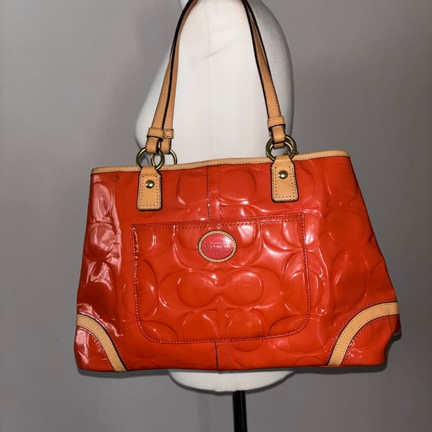 Coach vintage orange shoulder bag