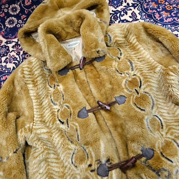 Mariangela in Japan 빈티지 떡볶이 에코퍼 후드자켓