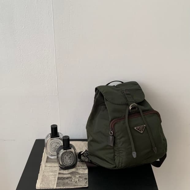빈티지 프라다 포코노 백팩 카키