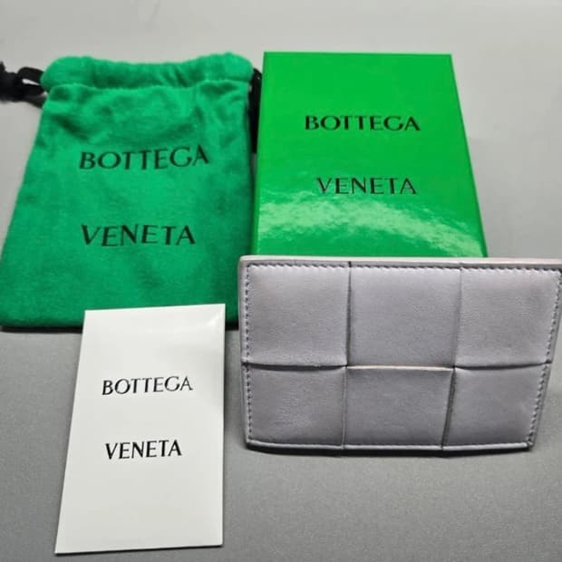 급처) 정품 보테가베네타 지갑 램스킨 & 카프스킨 머스 워시드