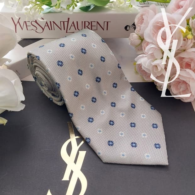 입생로랑 실크  플라워 자카드 넥타이 9.7cm A등급 k1971
