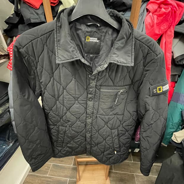 네셔널 경량패딩 L