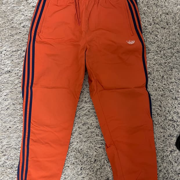아디다스 우븐 조거 팬츠 오렌지 XL