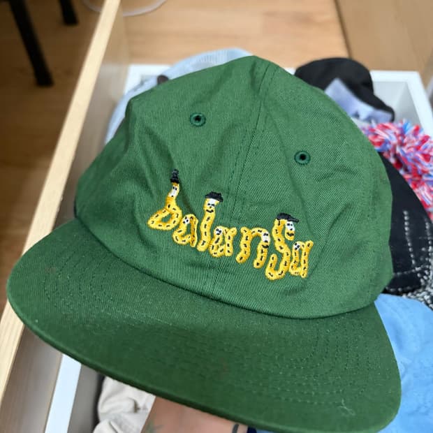 발란사 모자