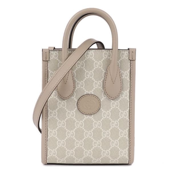 구찌 인터로킹 G 미니 토트백 베이지