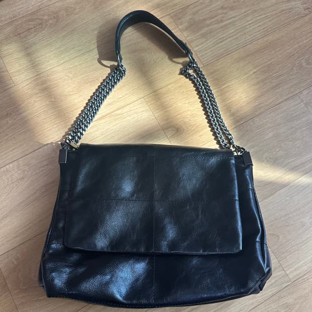 자라 락플랩 숄더백