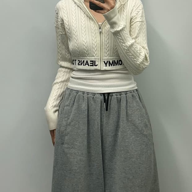 타미힐피거 화이트 꽈배기 니트 후드집업