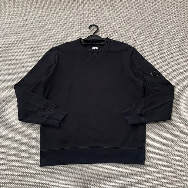 CP컴퍼니  라운드 맨투맨 6446