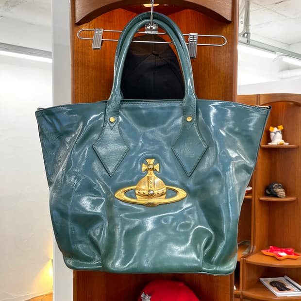 비비안웨스트우드 애나멜 백