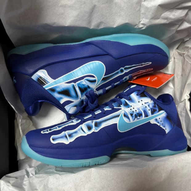 나이키 코비5 X-RAY 265 새제품