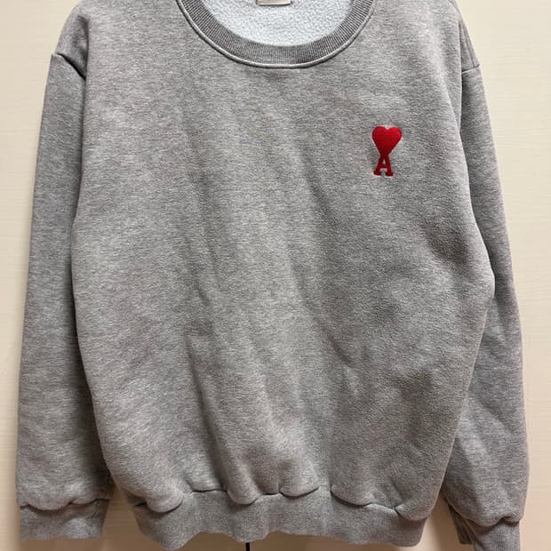 아미 스몰하트 맨투맨 L 회색