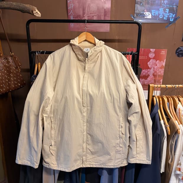 0S CP COMPANY 씨피컴퍼니 테크니컬 미니멀 집업