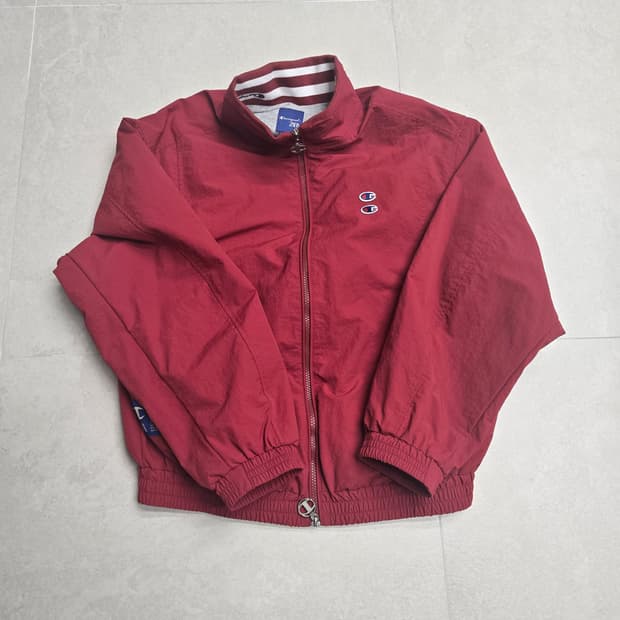 자라 챔피온 테크니컬 패치 자켓 레드