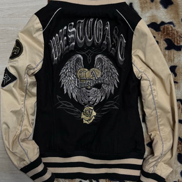 d.i.a 날개 자수 투웨이 스카쟌