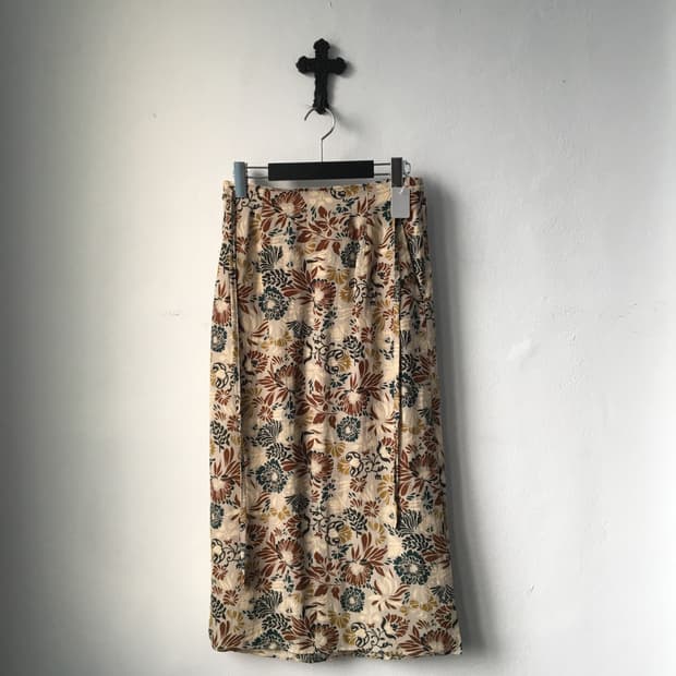 Ethnic pattern skirt