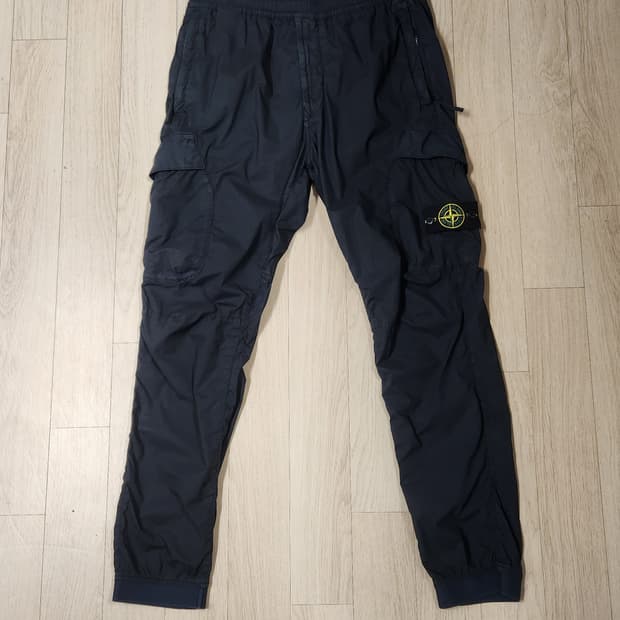 스톤아일랜드 블랙 카고 조거팬츠 32