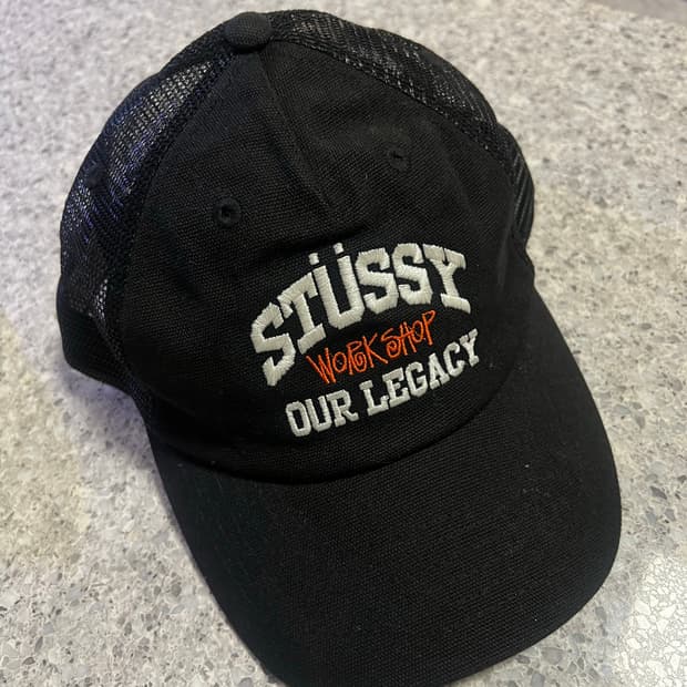 스투시 아워레가시 트러커