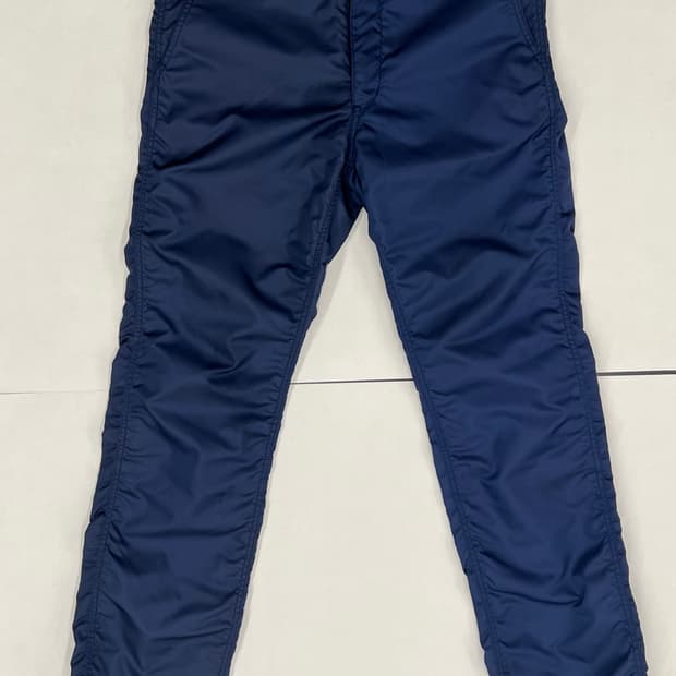 옴브레니노 팬츠