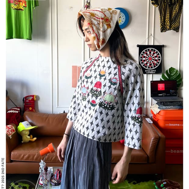 VIVIENNE TAM Oriental Embroidery Top