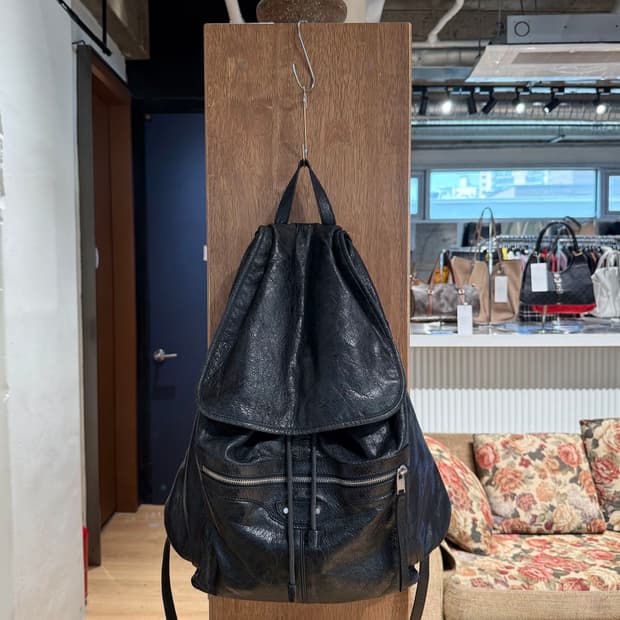 발렌시아가 블랙 클래식 시티 백팩 