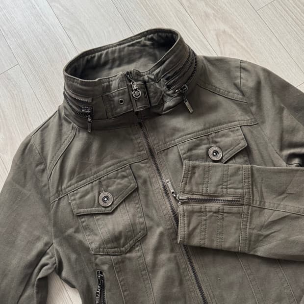 Cecil McBee 세실맥비 하이넥 견장 버클 자켓 아카이브 y2k