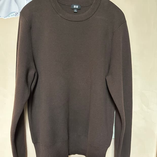 유니클로 M)워셔블밀라노립크루넥스웨터 - BROWN