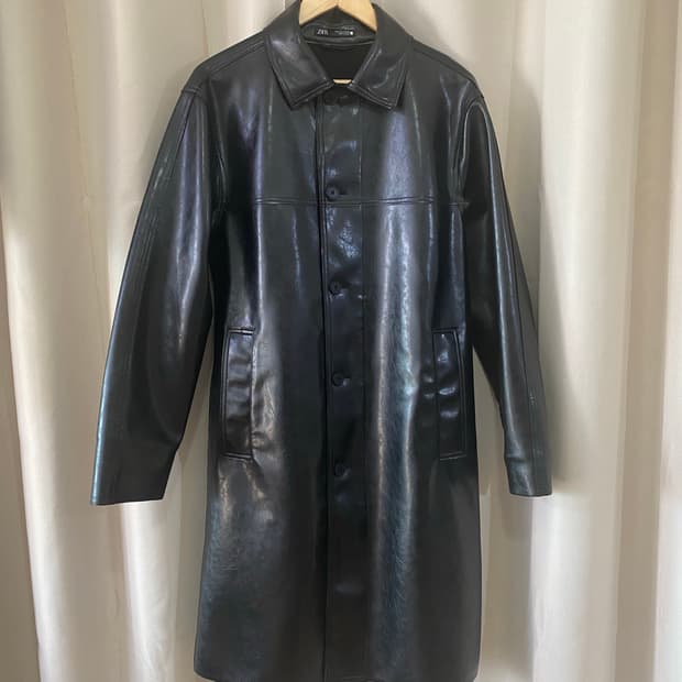 Zara crack leather coat