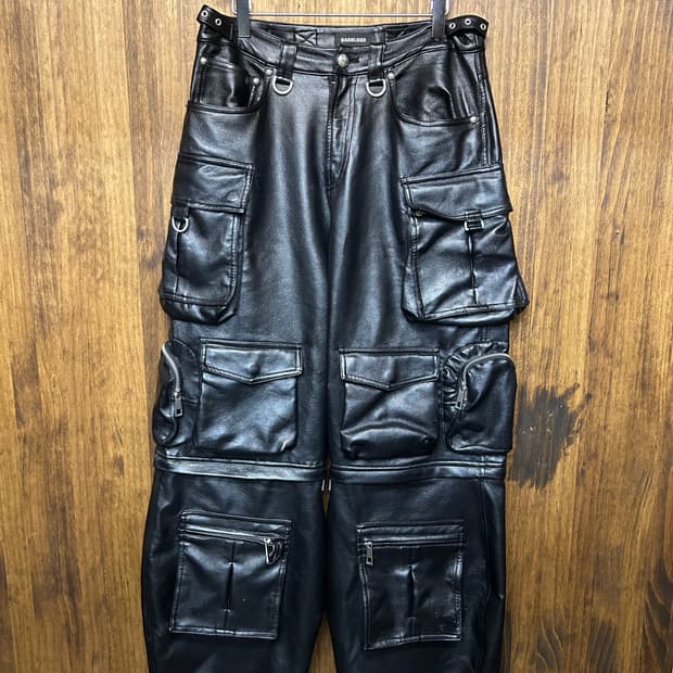 배드블러드 레더 카고팬츠