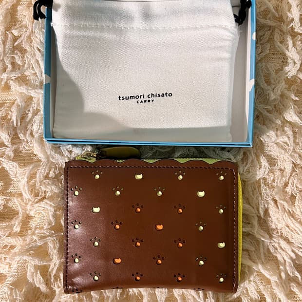 츠모리치사토 반지갑