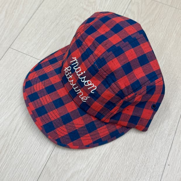 메종키츠네 모자 캡