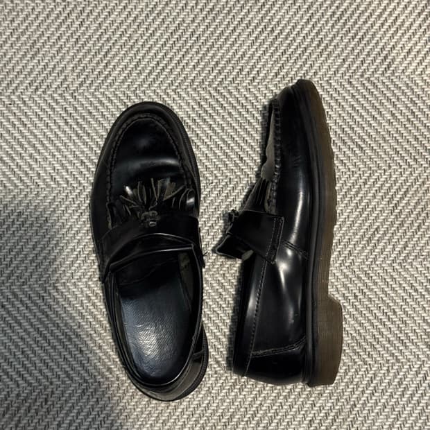 닥터마틴 아드리안 로퍼 270